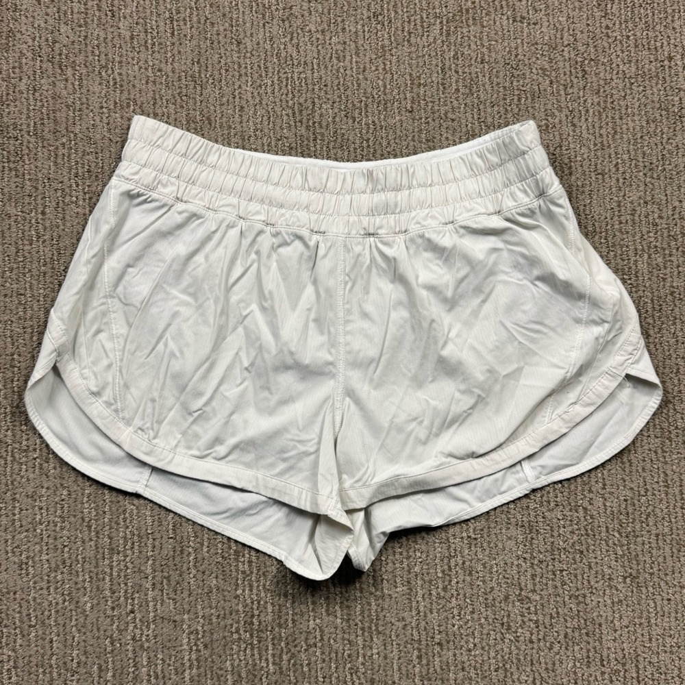 Lululemon Tracker Short V 4 White Running Athletic Shorts LW7BJ2S Size 14
